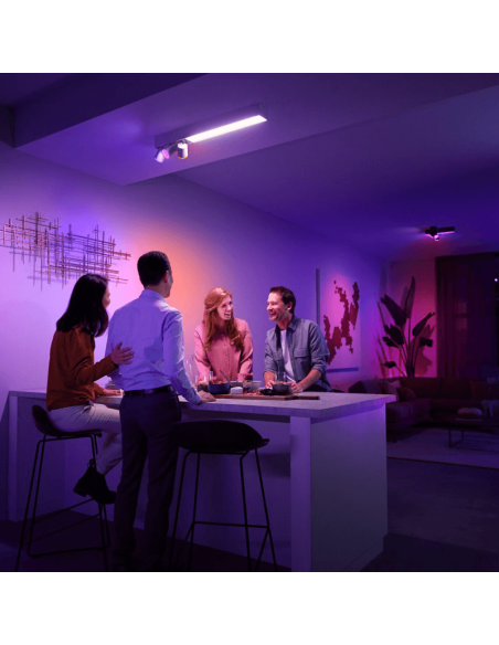 Plafonnier LED avec 3 spots Blancs adressables dans un salon | LéonLeds