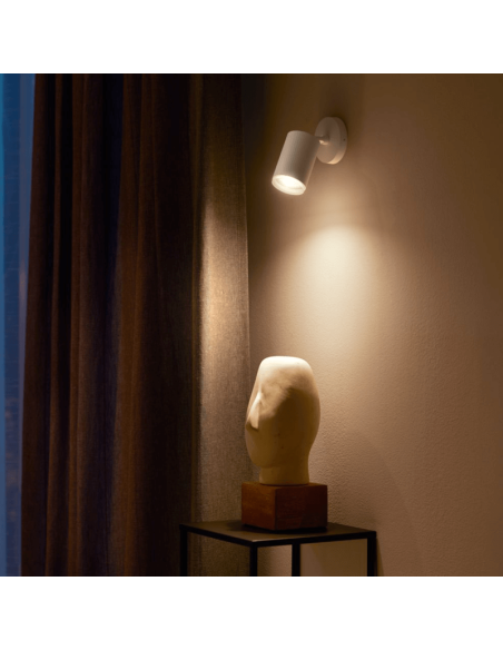 Spot LED intelligent Fugato blanc Philips Hue lumière blanche ambiante