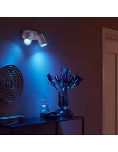 Spot intelligent 2 lumières Fugato photo d'ambiance | LéonLeds