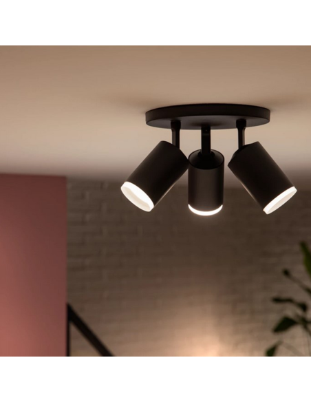 Spot intelligent 3 lumières noir Fugato lumière allumée | LéonLeds