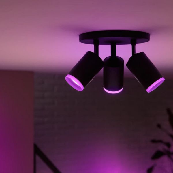 Foco inteligente 3 luces negro Fugato detalle producto| LeonLeds