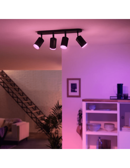 Refletor inteligente 4 luzes preto Luz Fugato acesa | LeonLeds