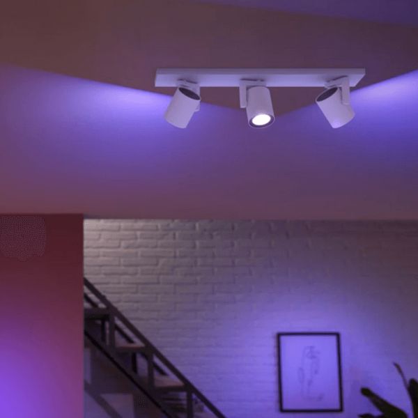 Foco inteligente de 3 luces Argenta blanco 5.7W GU10 2000-6500K RGB HueWhite and Color Ambiance ambiente
