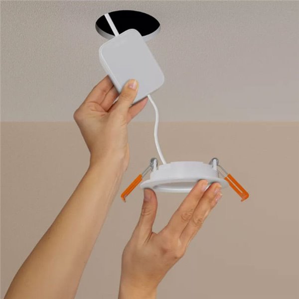 Downlight empotrable inteligente LED 170mm Hue WACA Slim, negro, regulable, 12W 1500Lm, 2000 - 6500 Hue White Color Ambiance