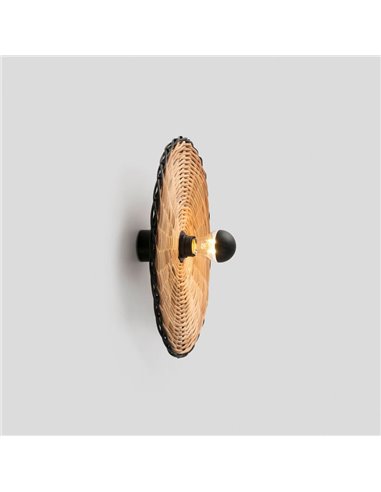 Aplique de pared con base corta negro de ratán COSTAS, pequeño, E27 ø400*70mm