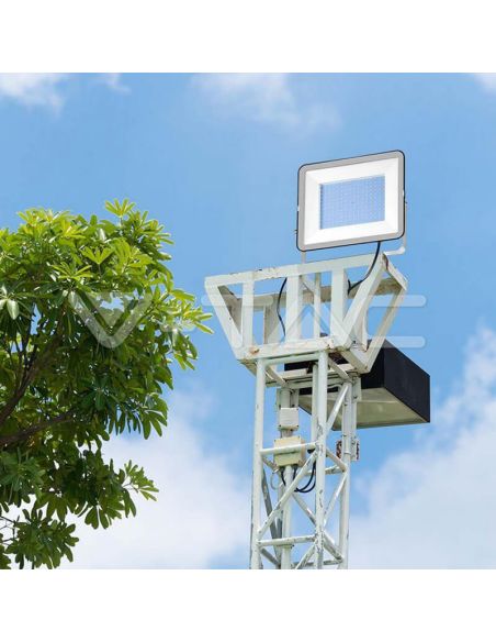 Ambiente Projetor LED 300W SMD SAMSUNG PRO-S Corpo Preto IP65 | Luz Branca Fria 6500K