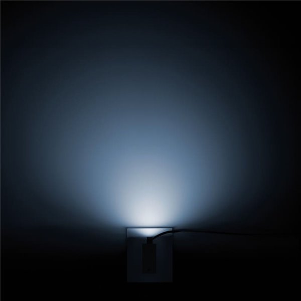 Lámpara de pie negra con luz indirecta STANDUP, 1,99 m de altura, 2700K/3000K - 4210Lm/4320Lm