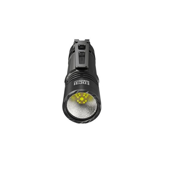 Linterna de Mano LED EDC31 3500 Lúmenes Autonomía Batería 57 horas IP68