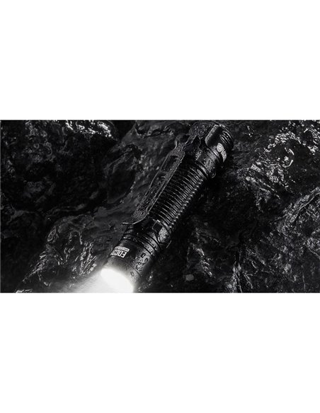 Linterna de Mano LED EDC31 3500 Lúmenes Autonomía Batería 57 horas IP68