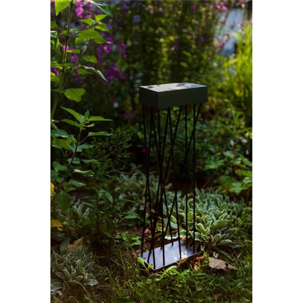 Baliza LED solar con estaca al suelo SPIDO, de diseño elegante negro, 10,5W, 900Lm, 3000K