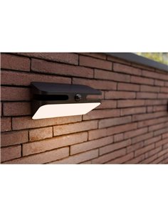 Aplique LED de pared AERO con panel solar y sensor de moviemiento, 8,6W 940Lm, 4000K, negro 2