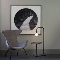 Stehlampen mit Tisch